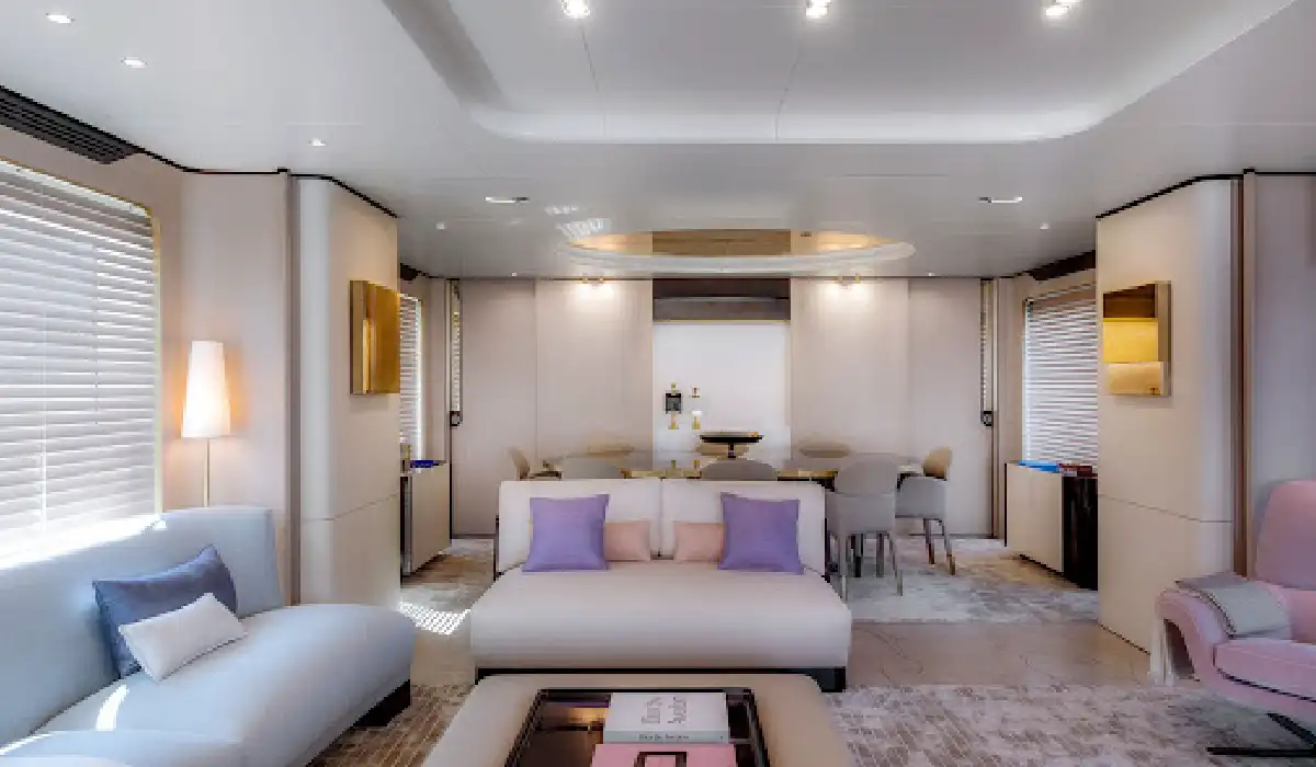 Azimut - Grande 32 Metri - Best Yacht Rentals - Best Preowned Yachts - Exclusive Concierge Club.webp